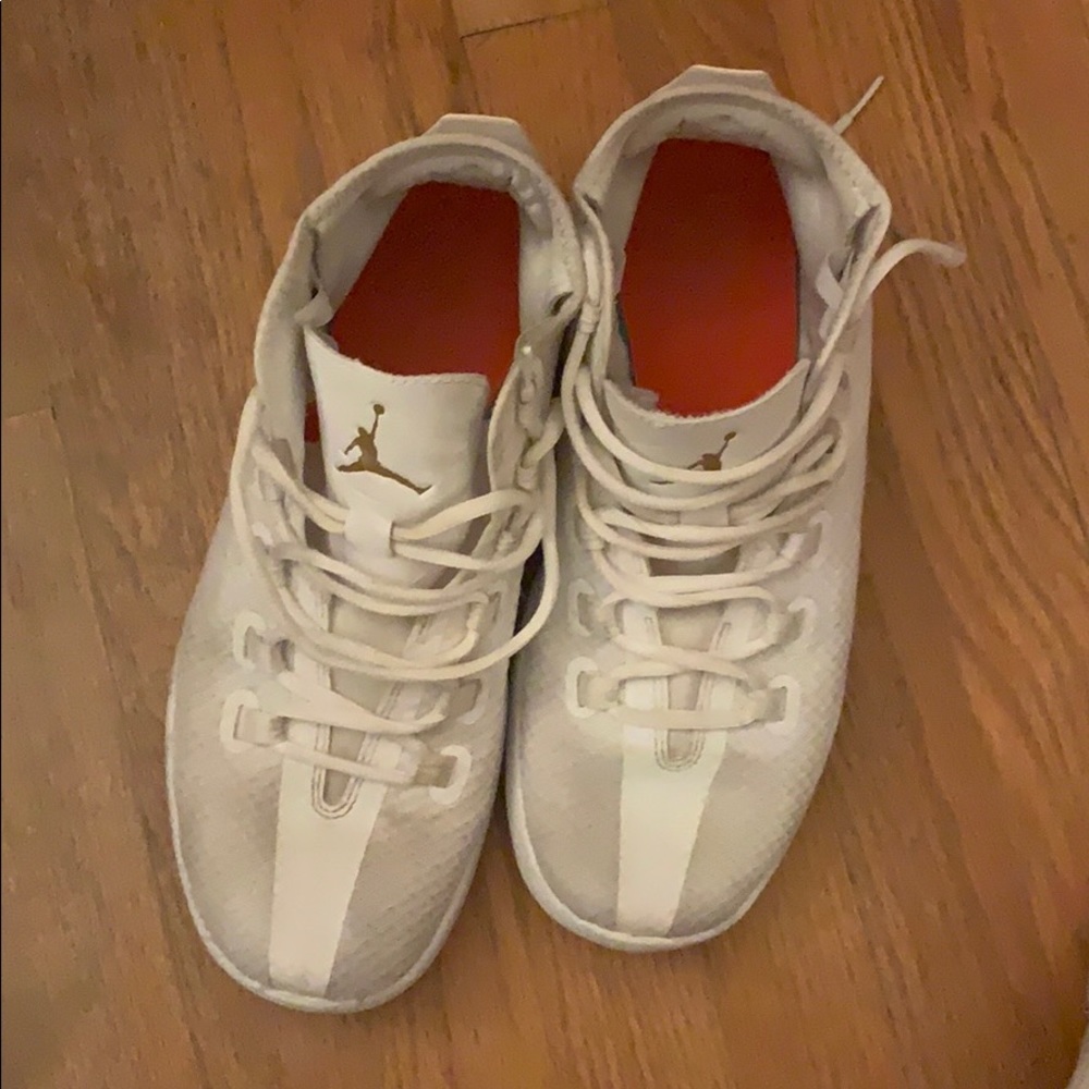 Jordan basketball shoes men’s size 10